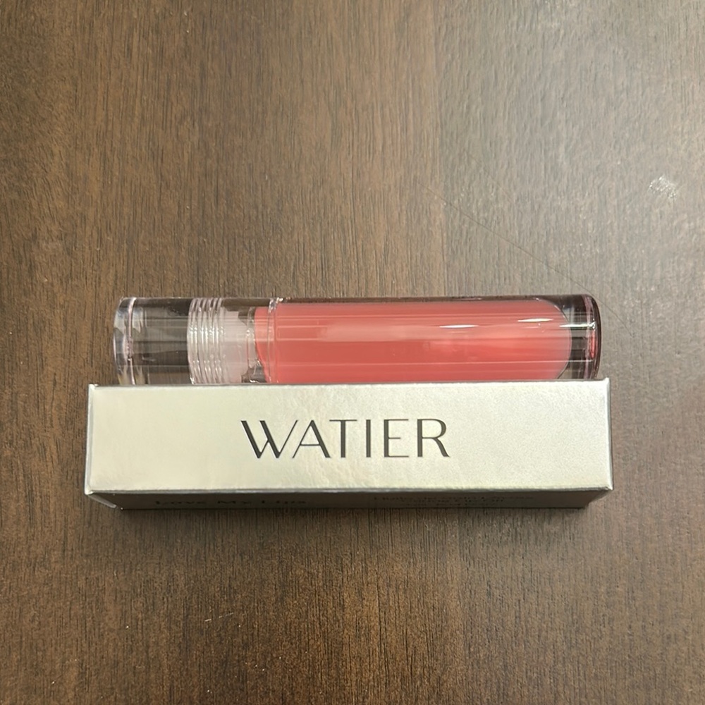 Lise watier love my lips caring lip oil brand new